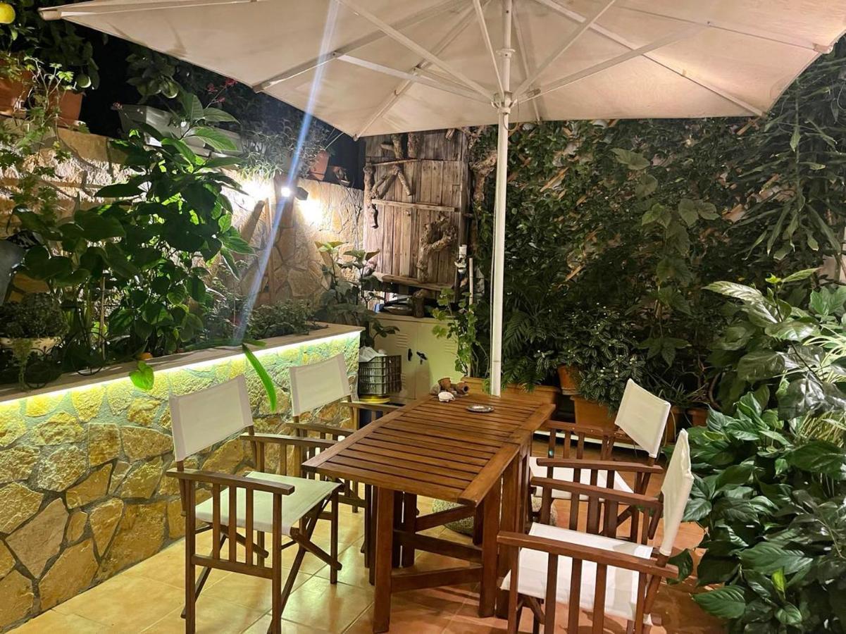 Eleonora'S Hidden Gem Lägenhet Aten Exteriör bild